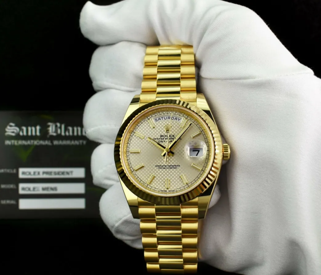 rolex_kt_gold_day_date__p_1.webp Men's Watches | President Dress Watches | Sant Blanc ROLEX 18kt Gold Day Date 40 President Silver Index Dial Model 228238