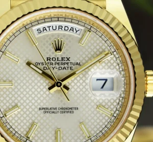 Men's Watches | President Dress Watches | Sant Blanc ROLEX 18kt Gold Day Date 40 President Silver Index Dial Model 228238