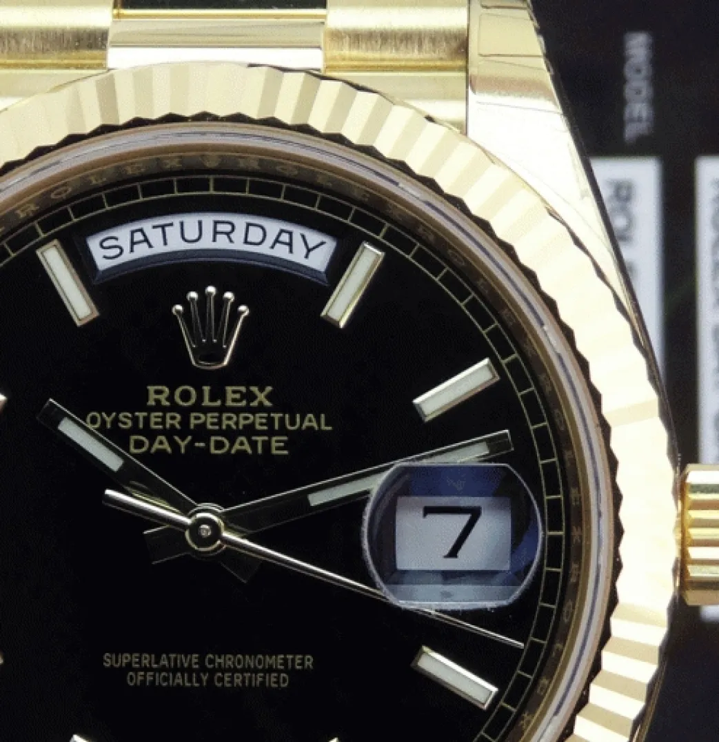 rolex_kt_gold_daydate__bl_3.webp Men's Watches | President Dress Watches | Sant Blanc Rolex 18kt Gold DayDate 40 Black Diagonal Motif Model 228238