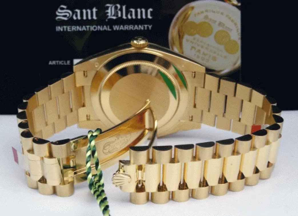 rolex_kt_gold_daydate__bl_9.webp Men's Watches | President Dress Watches | Sant Blanc Rolex 18kt Gold DayDate 40 Black Diagonal Motif Model 228238