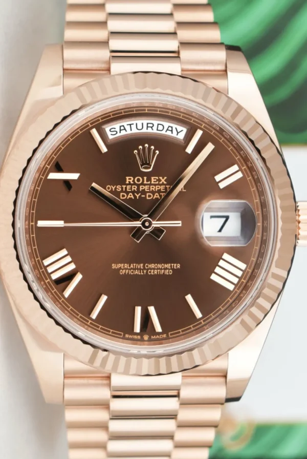 President Dress Watches | Sant Blanc ROLEX 18kt Rose Gold Day Date 40 President Chocolate Roman Dial Model 228235