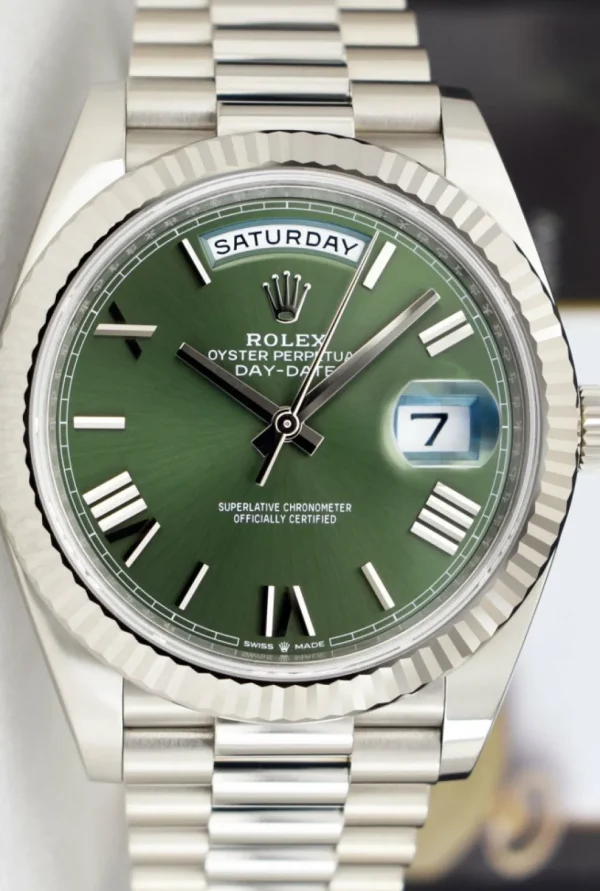 Men's Watches | President Dress Watches | Sant Blanc ROLEX 18kt White Gold Day Date 40 President Green Roman Dial Model 228239