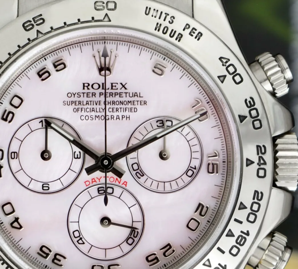 rolex_kt_white_gold_dayto_9-8.webp Sports Watches | Racing Professional Watches | Sant Blanc ROLEX 18kt White Gold Daytona Rose MOP Arabic Dial on Pink Crocodile Strap Model 116519