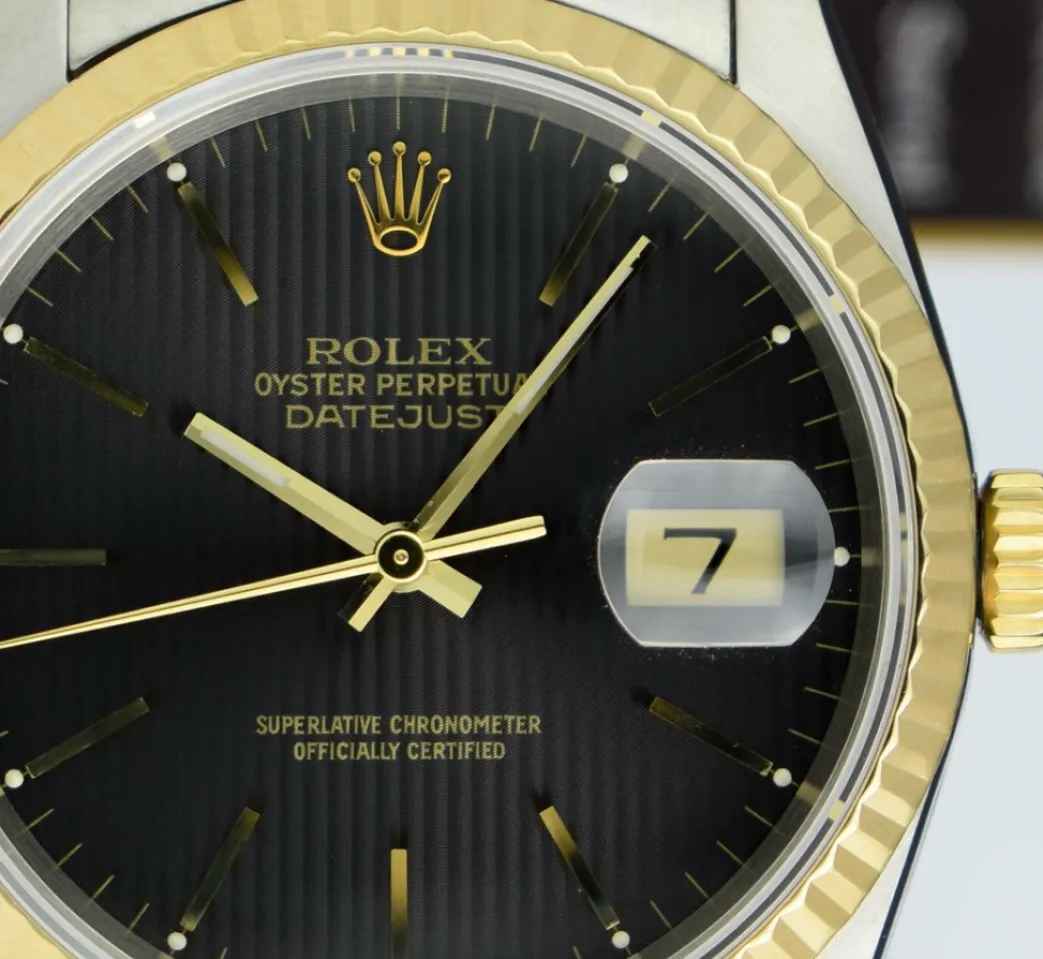 rolex_mm_kt_gold__stainle_6-16.webp Men's Watches | Dress Watches | Sant Blanc ROLEX 36mm 18kt Gold & Stainless DateJust Black Tapestry Dial Oyster Band Model 16233
