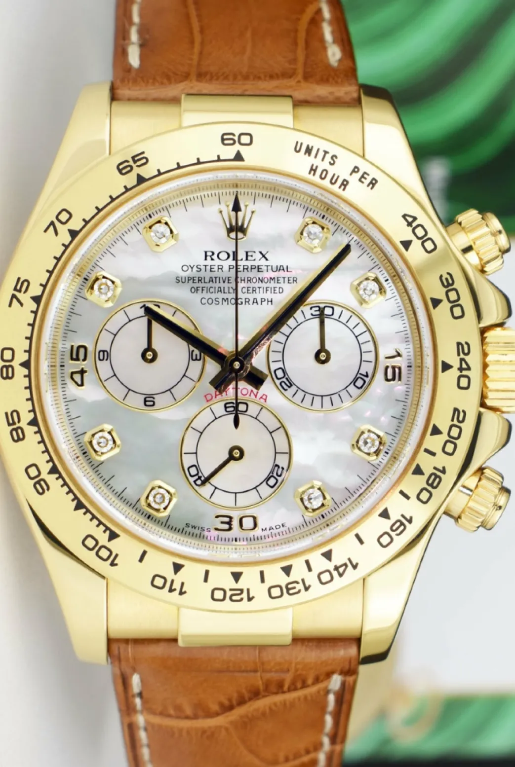 rolex_mm_kt_gold_daytona__2-5.webp Men's Watches | Racing Professional Watches | Sant Blanc ROLEX 40mm 18kt Gold Daytona Cognac Strap Mother of Pearl Diamond Dial Model 116518