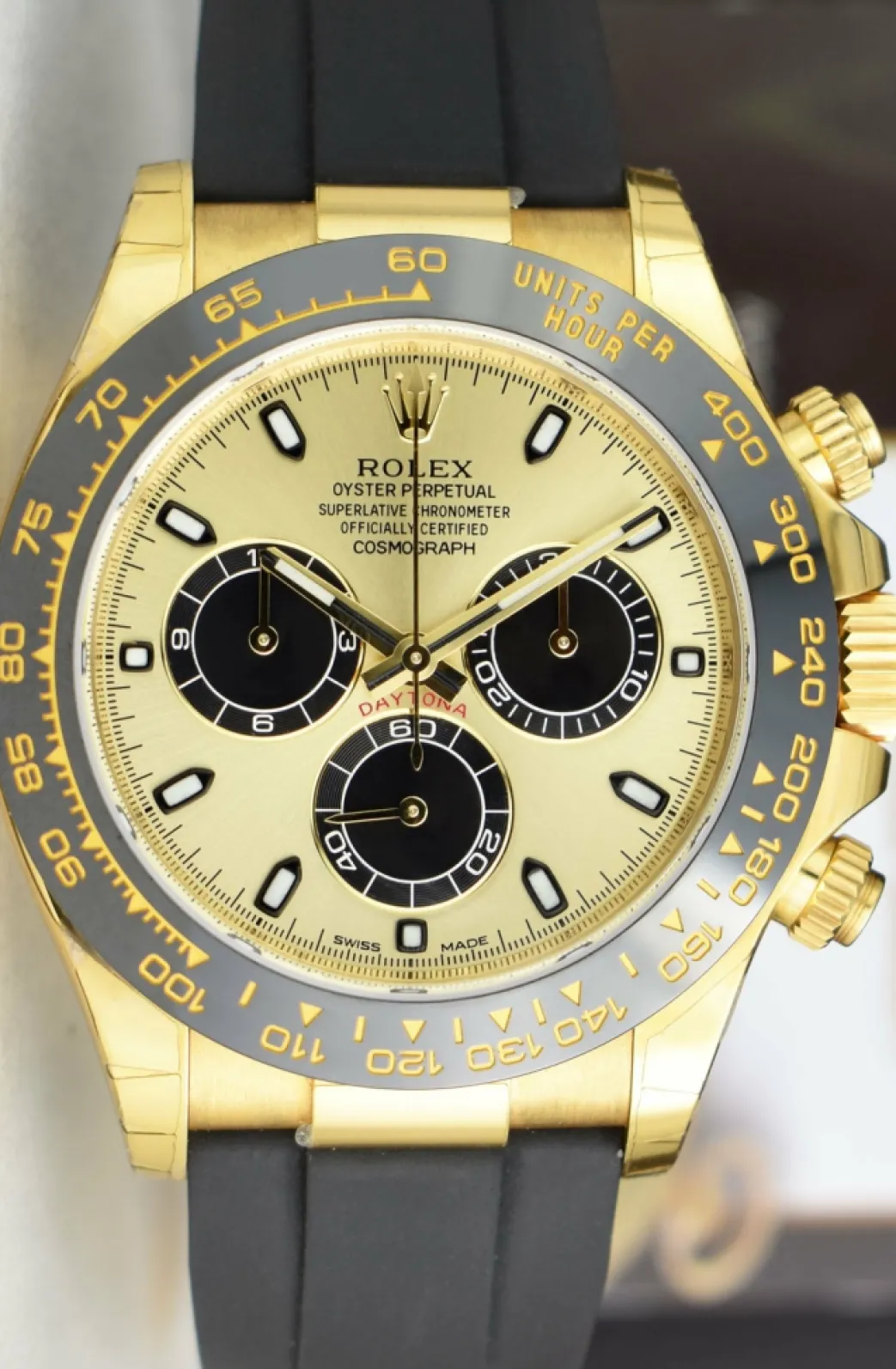 rolex_mm_kt_gold_daytona__5-10.webp Sports Watches | Men's Watches | Sant Blanc ROLEX 40mm 18kt Gold Daytona Oysterflex Strap Champagne Paul Newman Model 116518LN