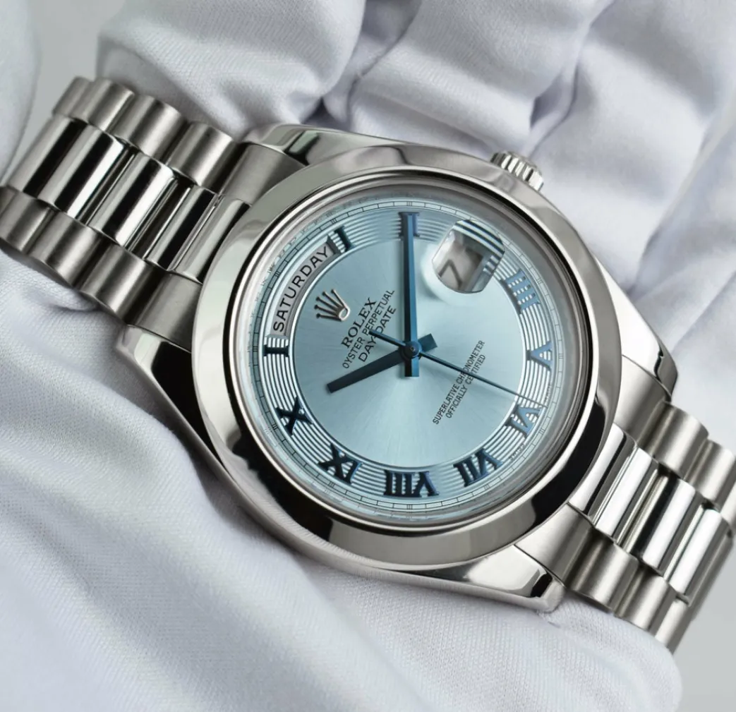 rolex_mm_platinum_daydate_7.webp President Dress Watches | Sant Blanc ROLEX 41mm Platinum DayDate II President Glacier Concentric Roman Dial Model 218206