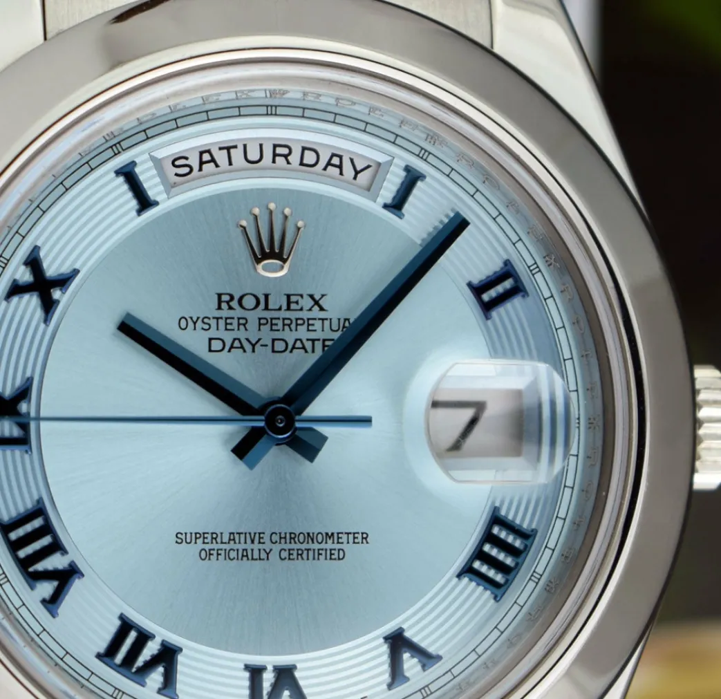 rolex_mm_platinum_daydate_9.webp President Dress Watches | Sant Blanc ROLEX 41mm Platinum DayDate II President Glacier Concentric Roman Dial Model 218206
