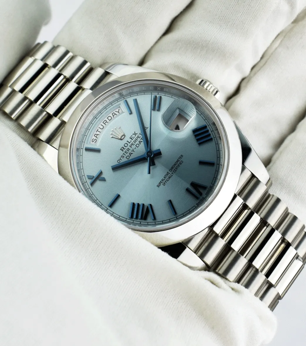 rolex_mm_platinum_preside_9.webp President Dress Watches | Sant Blanc ROLEX 40mm Platinum President Day Date 40 Glacier Roman Dial Model 228206