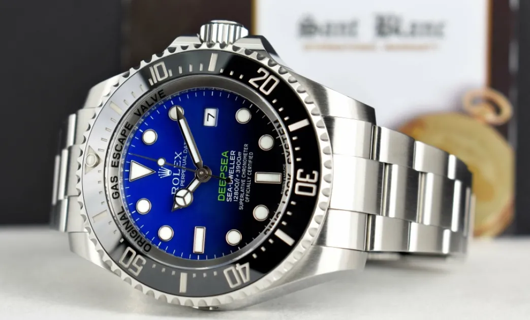 rolex_mm_stainless_steel__3-31.webp Deep Diving Professional Watches | Men's Watches | Sant Blanc ROLEX 44mm Stainless Steel Sea Dweller James Cameron Box Tags and Card Model 116660