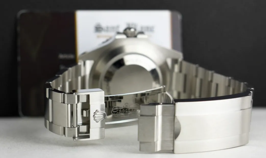 rolex_mm_stainless_steel__7-17.webp Deep Diving Professional Watches | Men's Watches | Sant Blanc ROLEX 43mm Stainless Steel Anniversary Red Sea Dweller Mark II Card Model 126600