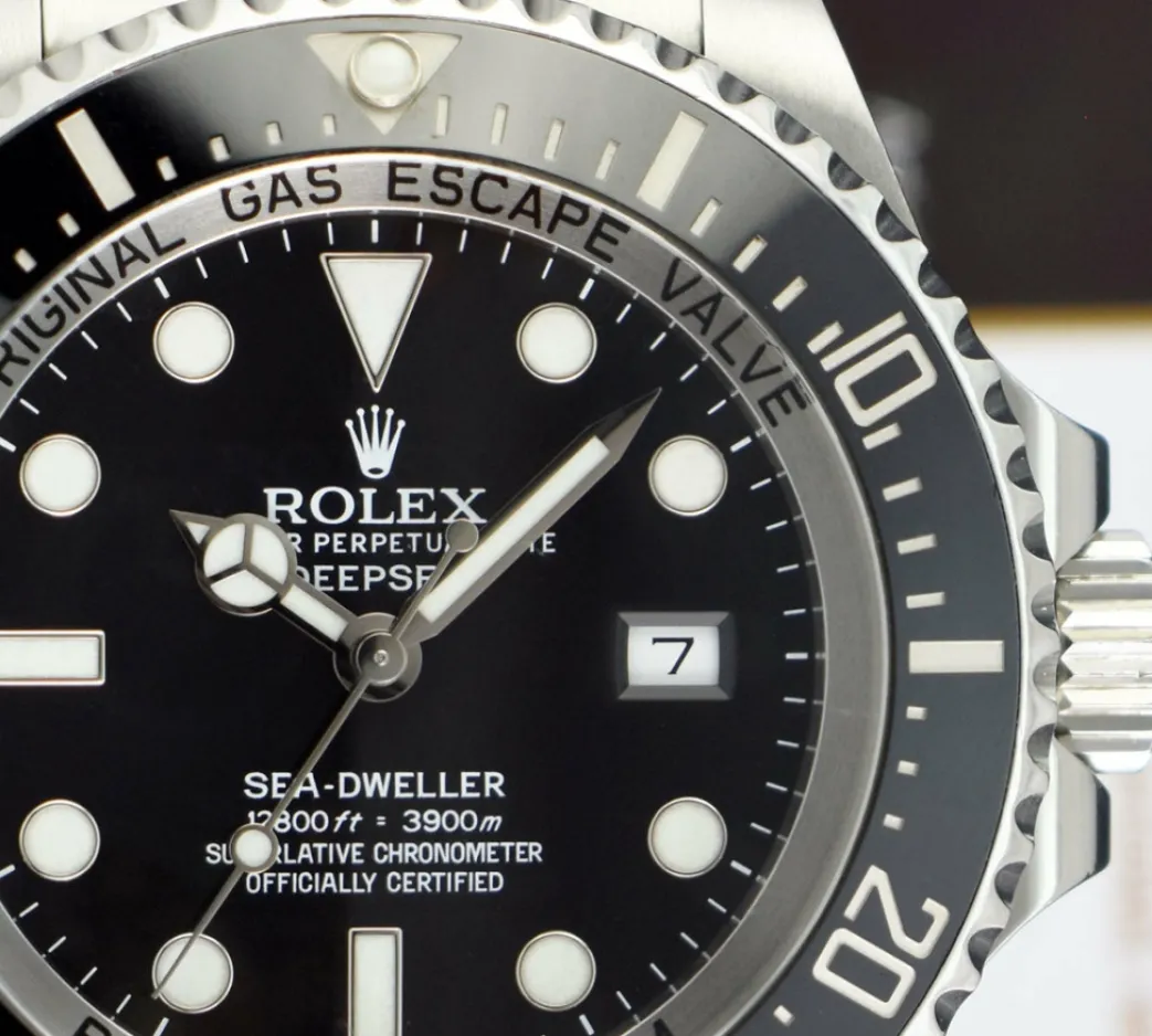 rolex_mm_stainless_steel__7-21.webp Deep Diving Professional Watches | Men's Watches | Sant Blanc ROLEX 44mm Stainless Steel Deepsea Sea Dweller Black Dial Model 116660