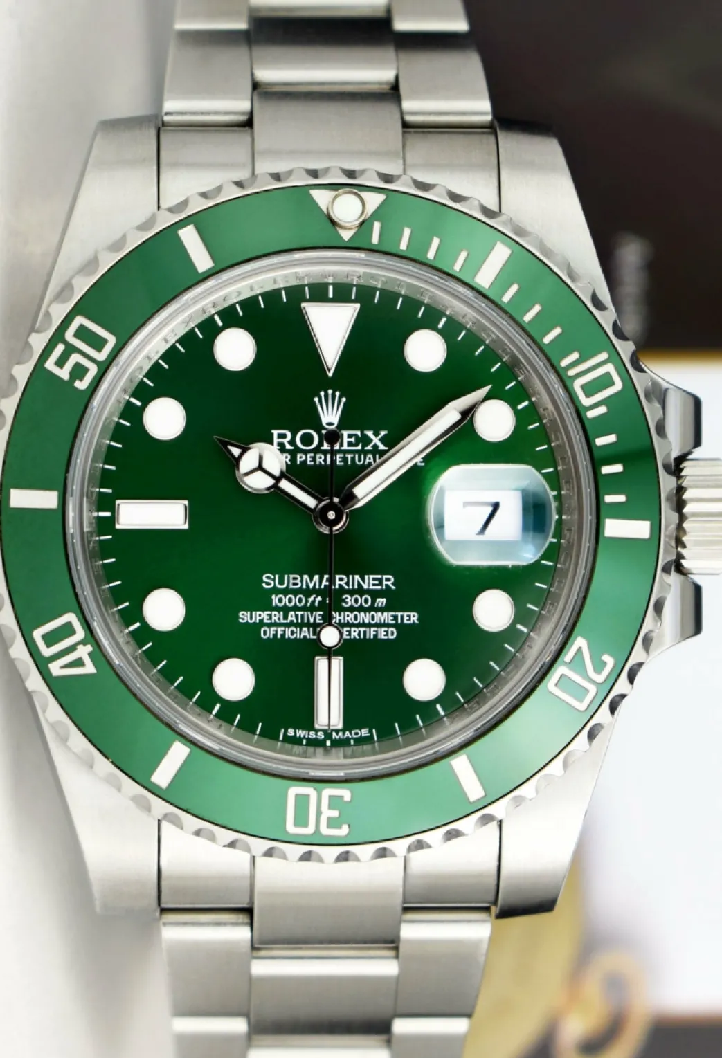 rolex_mm_stainless_steel__8-28.webp Diving Professional Watches | Sports Watches | Sant Blanc Rolex 40mm Stainless Steel Submariner Green "Hulk" Dial Model 116610LV