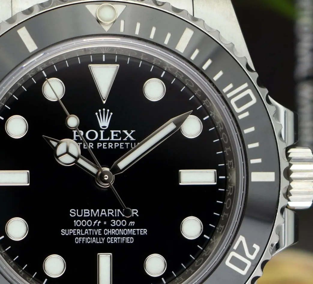 rolex_mm_stainless_steel__9-16.webp Diving Professional Watches | Sports Watches | Sant Blanc ROLEX 40mm Stainless Steel No-Date Submariner Black Ceramic Model 114060