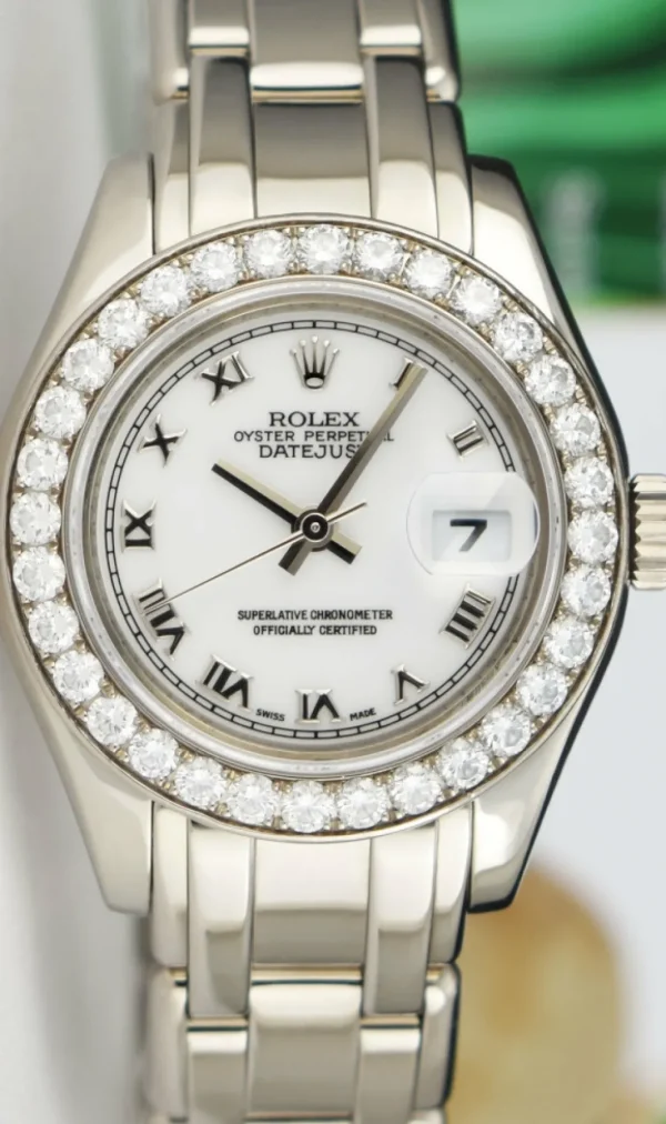 The Masterpiece | Sant Blanc ROLEX Rehaut 29mm 18kt White Gold Masterpiece White Roman Dial Model 80299